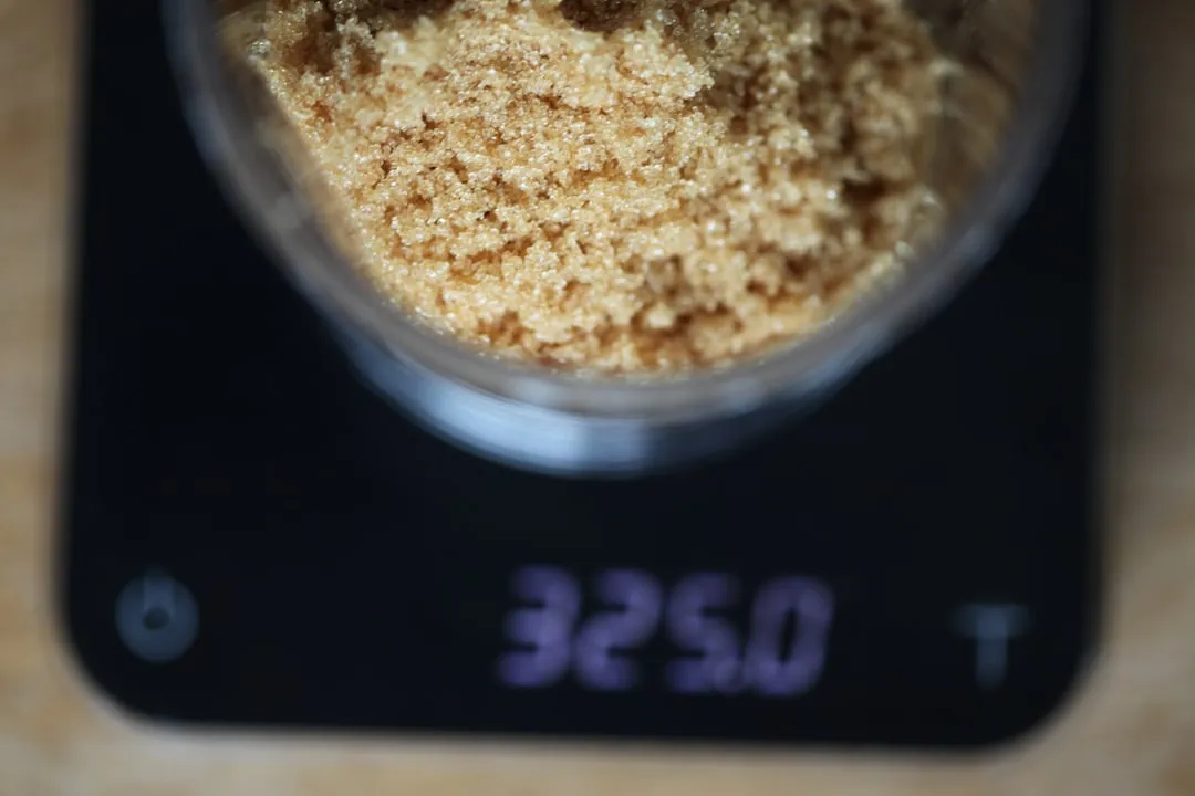 重庆美甲店甲油胶批发选型指南:从色号覆盖到固化性能的对比分析